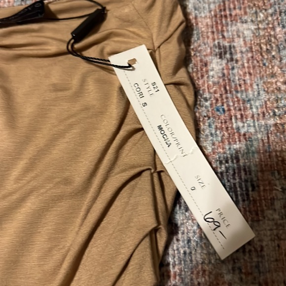 NWT Indah body Cori mini skirt in mocha size small - Picture 4 of 4